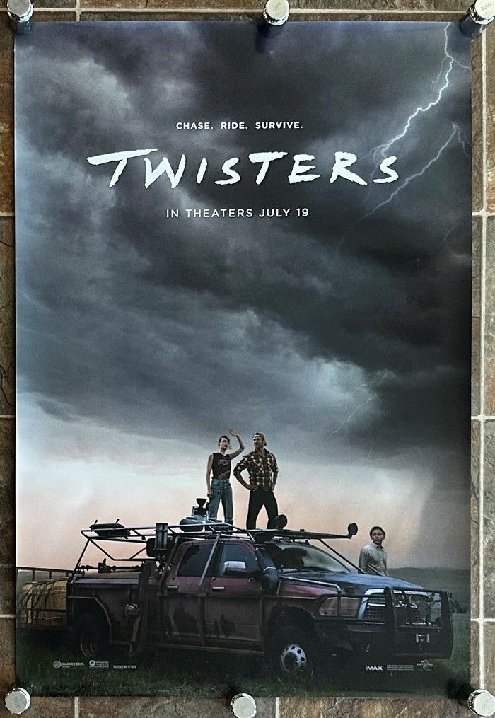 Twisters - 2024 - Advance Style C